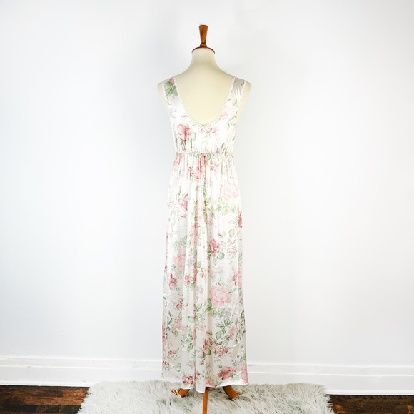 Vintage Lorraine floral satin long nightgown deep neckline lace trim Size small - Picture 2 of 9